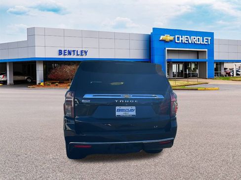 Used 2022 Chevrolet Tahoe LT w/ LT Signature Plus Package image 4