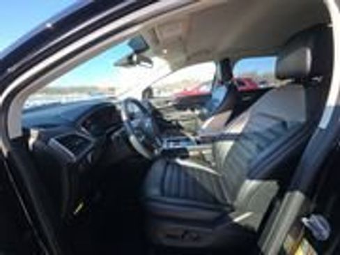 Used 2022 Ford Edge SEL w/ Convenience Package image 2