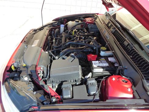 Used 2020 Ford Fusion SE FWD image 18