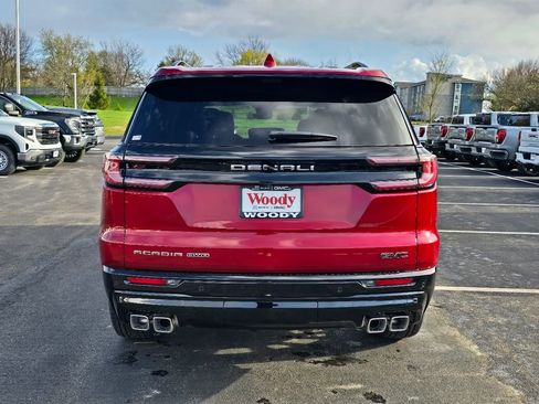 New 2026 GMC Acadia Denali Ultimate AWD/4WD image 8
