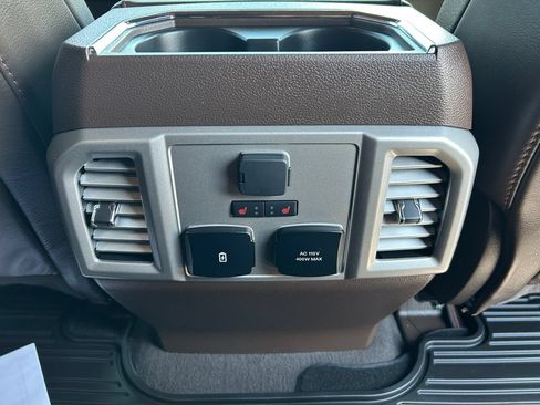 Used 2020 Ford F450 King Ranch w/ King Ranch Ultimate Package AWD/4WD image 26