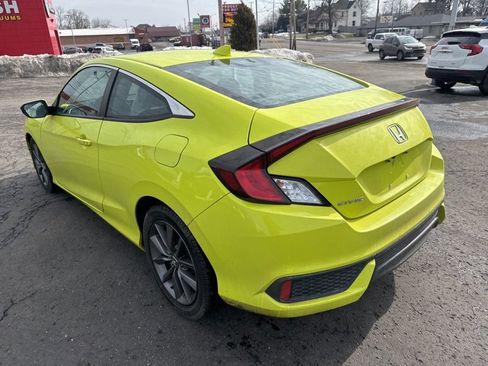 Used 2019 Honda Civic EX image 5