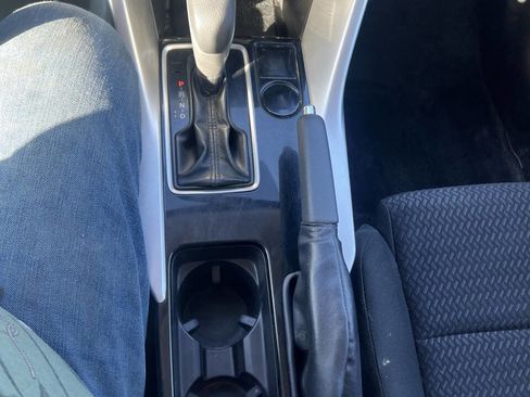 Used 2018 Mitsubishi Eclipse Cross ES image 13