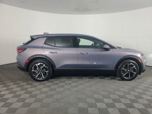 New 2026 Chevrolet Equinox EV LT image 3