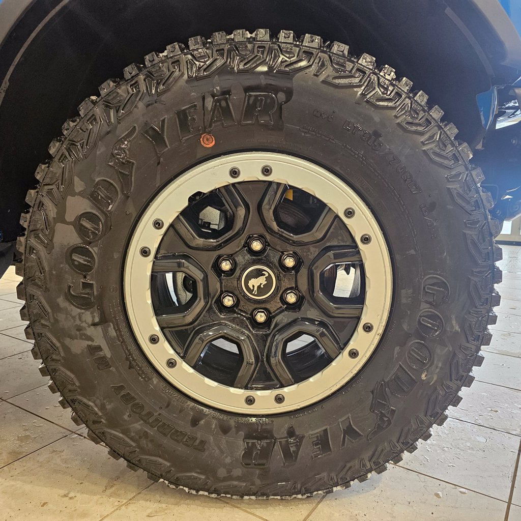 Used 2024 Ford Bronco Big Bend w/ Sasquatch Package AWD/4WD image 11