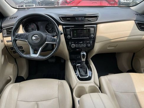 Used 2019 Nissan Rogue SL w/ Premium Package AWD/4WD image 10