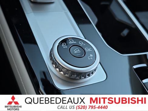 New 2026 Mitsubishi Outlander SE FWD image 22