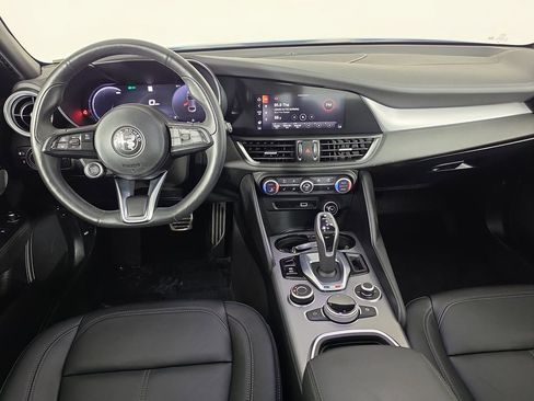 Used 2024 Alfa Romeo Giulia Ti AWD/4WD image 29