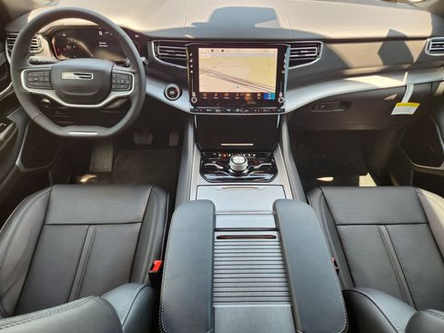 New 2026 Jeep Grand Wagoneer Limited AWD/4WD image 22