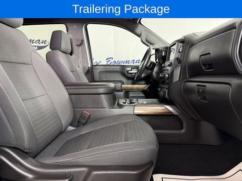 Used 2021 Chevrolet Silverado 1500 LT Trail Boss w/ Convenience Package II AWD/4WD image 16