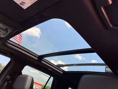 Certified 2022 GMC Yukon Denali AWD/4WD image 38