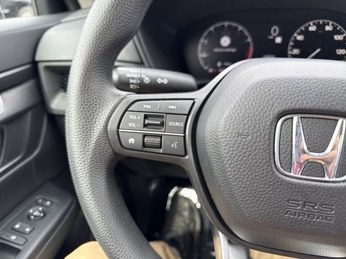 Used 2024 Honda CR-V LX image 21