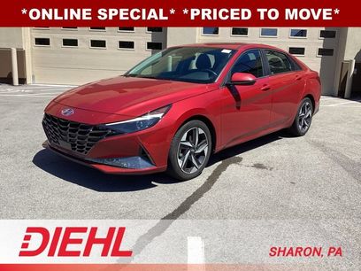 Used 2022 Hyundai Elantra SEL w/ Convenience + Premium Package