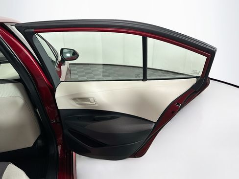 Used 2025 Toyota Corolla LE FWD image 28