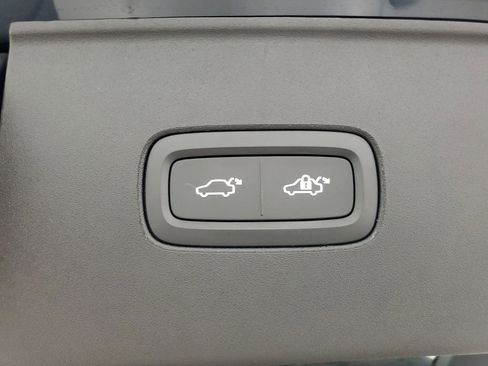 New 2025 Volvo EX90 Plus image 10