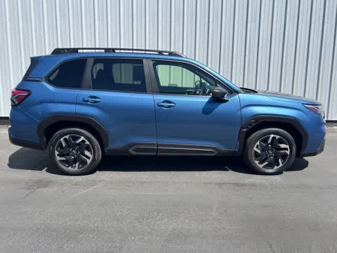 Certified 2025 Subaru Forester Limited AWD/4WD image 8