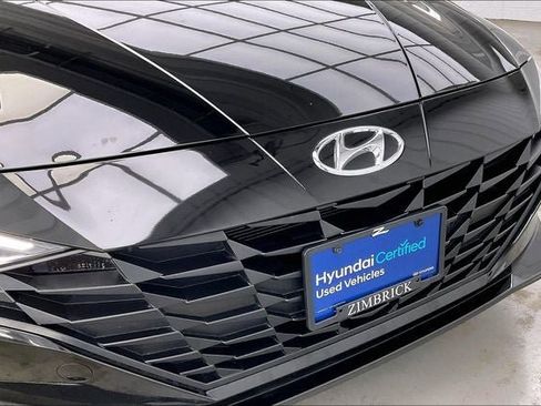 Certified 2023 Hyundai Elantra SE FWD image 30