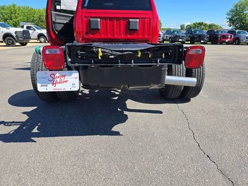 New 2026 RAM 3500 Tradesman w/ Chrome Appearance Group A AWD/4WD image 15