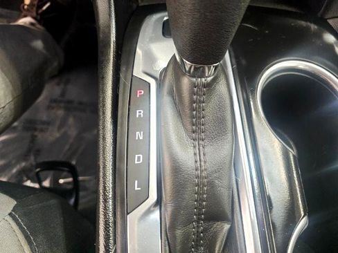 Used 2018 Chevrolet Equinox LS image 13