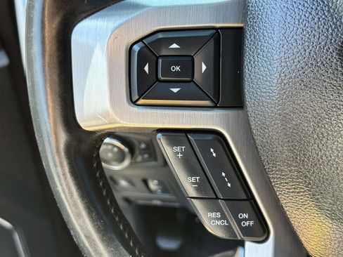 Used 2020 Ford F250 Platinum w/ FX4 Off-Road Package AWD/4WD image 17