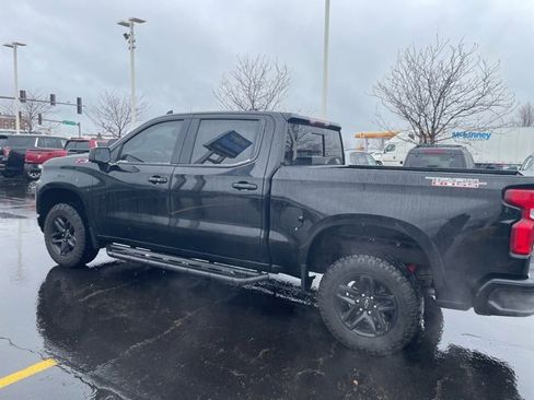 Used 2020 Chevrolet Silverado 1500 LT Trail Boss image 4