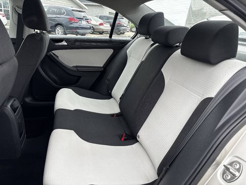 Used 2015 Volkswagen Jetta S FWD image 18