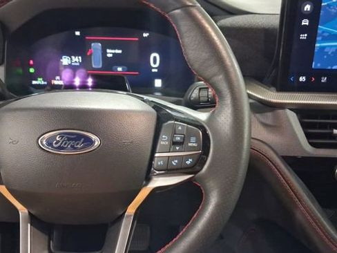 Used 2025 Ford Explorer ST-Line AWD/4WD image 12