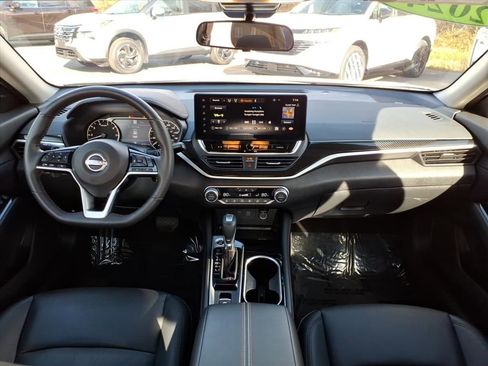 Used 2024 Nissan Altima 2.0 SR image 12