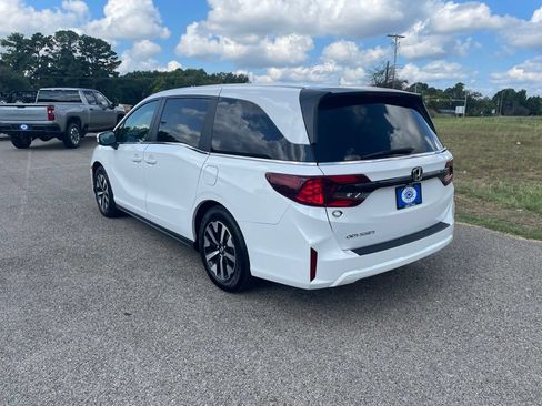 Used 2025 Honda Odyssey EX-L image 3