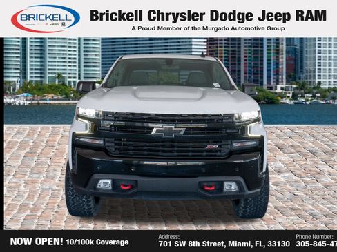 Used 2021 Chevrolet Silverado 1500 LT Trail Boss w/ Convenience Package II AWD/4WD image 2