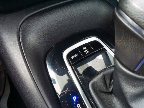 Used 2022 Toyota Corolla SE w/ SE Premium Package image 24