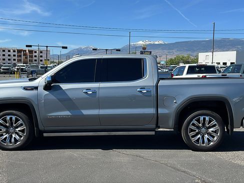 Used 2025 GMC Sierra 1500 Denali AWD/4WD image 9