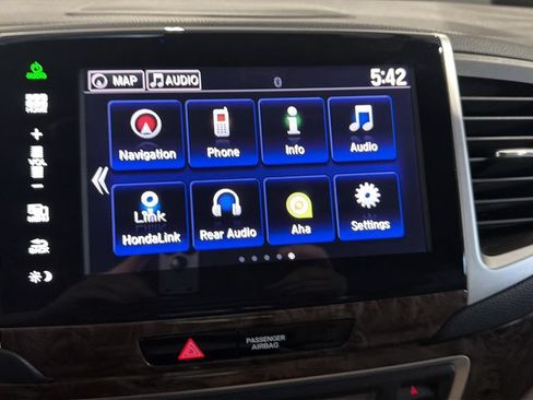 Used 2016 Honda Pilot Elite image 17