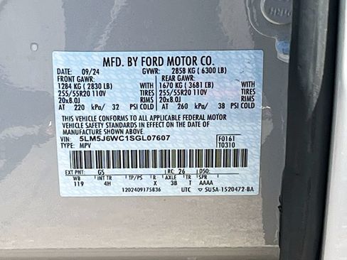 Used 2025 Lincoln Aviator 2WD image 34