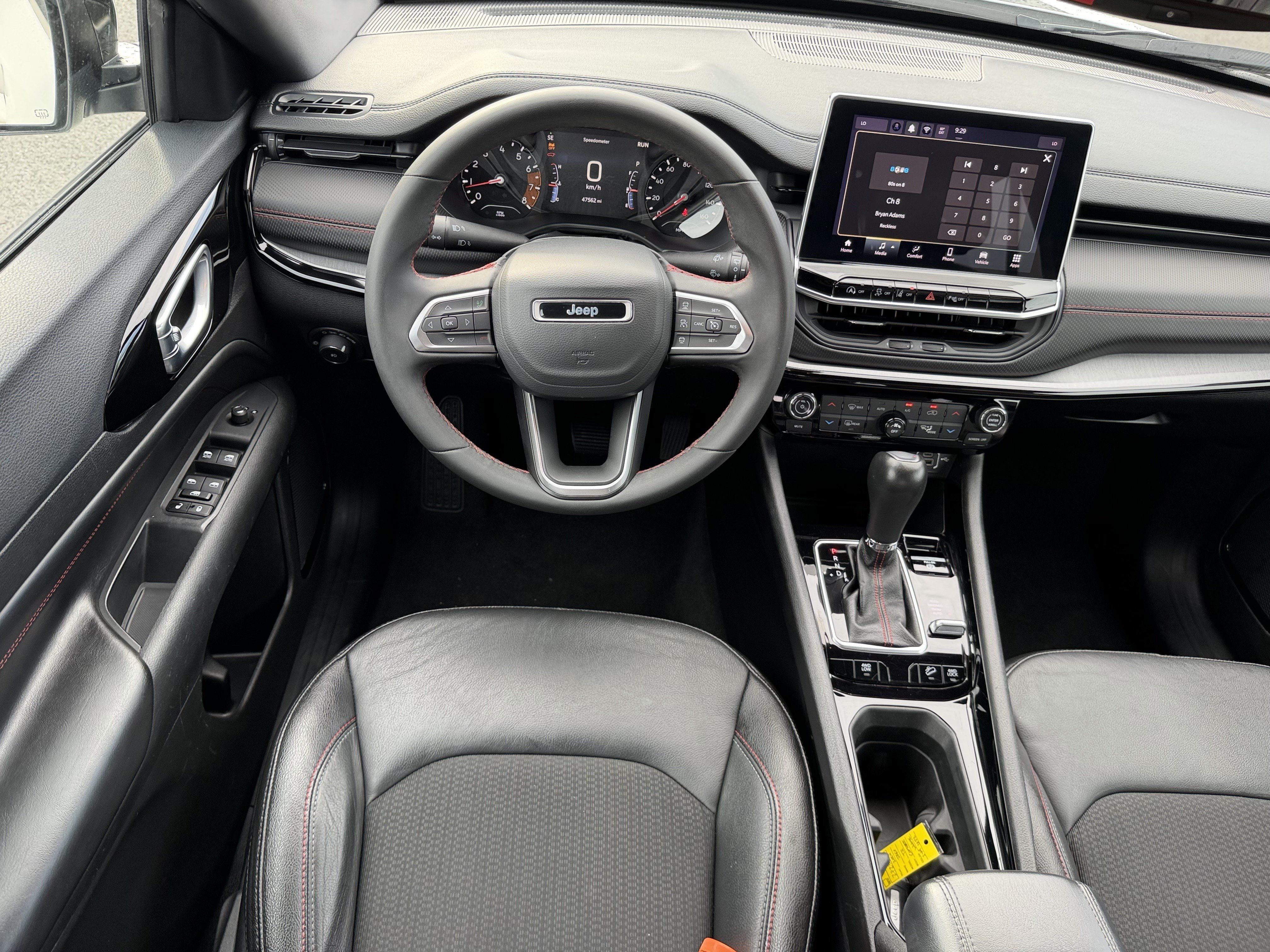 Used 2024 Jeep Compass Trailhawk AWD/4WD image 23