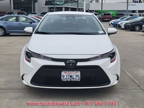 Certified 2024 Toyota Corolla LE w/ LE Convenience Package FWD image 8