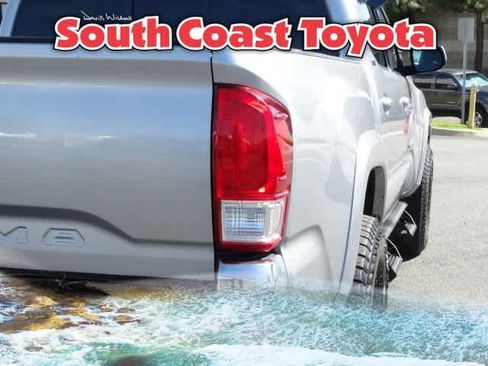 Used 2016 Toyota Tacoma SR5 image 10