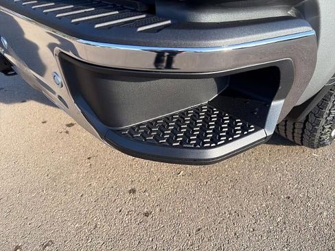 New 2026 GMC Sierra 1500 SLE w/ X31 Off-Road Package image 14