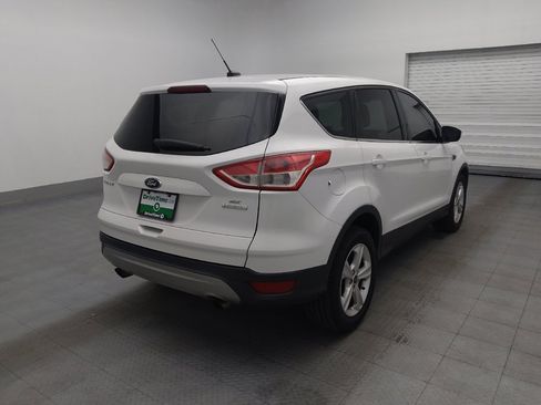 Used 2016 Ford Escape SE FWD image 9