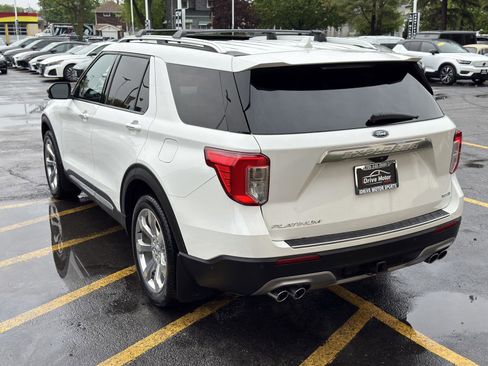 Used 2020 Ford Explorer Platinum w/ Premium Technology Package AWD/4WD image 5