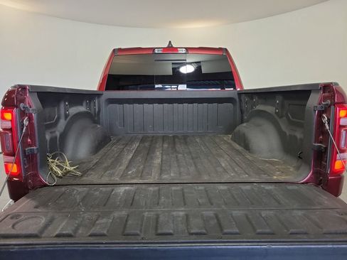 Used 2019 RAM 1500 Laramie AWD/4WD image 26