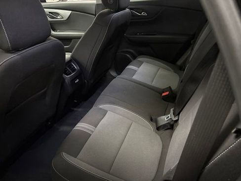 Used 2025 Chevrolet Blazer LT FWD image 12