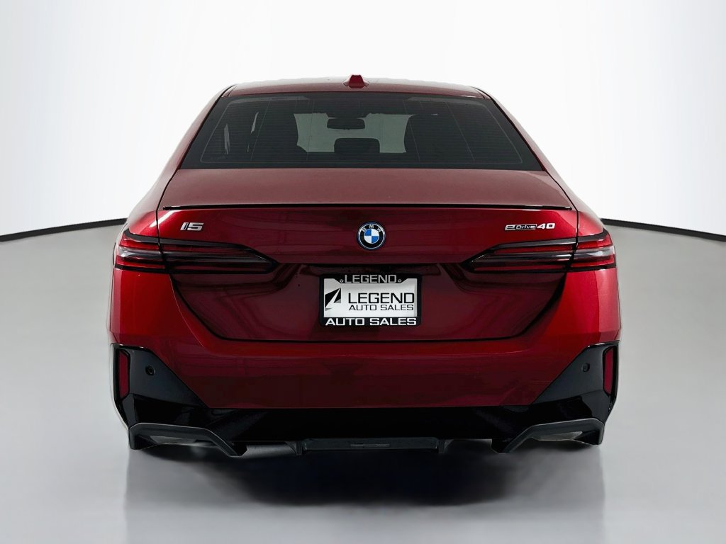 Used 2024 BMW i5 eDrive40i w/ M Sport Package RWD image 7