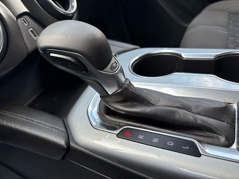 Used 2021 Chevrolet Blazer LT image 37