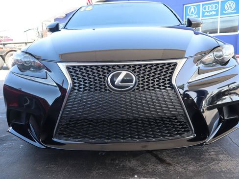 Used 2016 Lexus IS 200t w/ F Sport Package RWD image 7