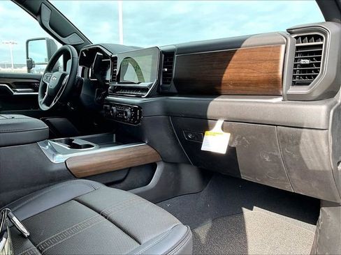 New 2026 Chevrolet Silverado 3500 High Country w/ Technology Package image 9