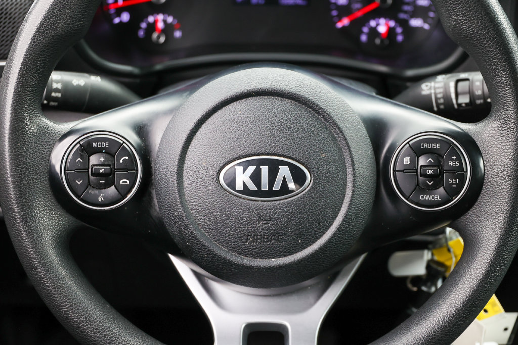 Used 2020 Kia Soul S FWD image 31