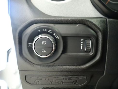 New 2026 Jeep Gladiator Sport AWD/4WD image 30