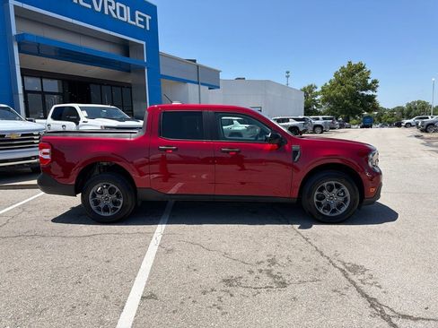 Used 2025 Ford Maverick XLT w/ XLT Luxury Package FWD image 2