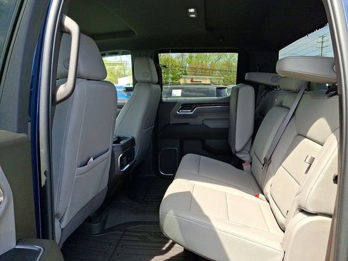 Certified 2023 GMC Sierra 1500 SLT w/ SLT Premium Package AWD/4WD image 12